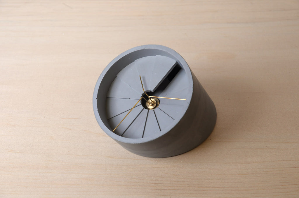 Concrete Table Clock