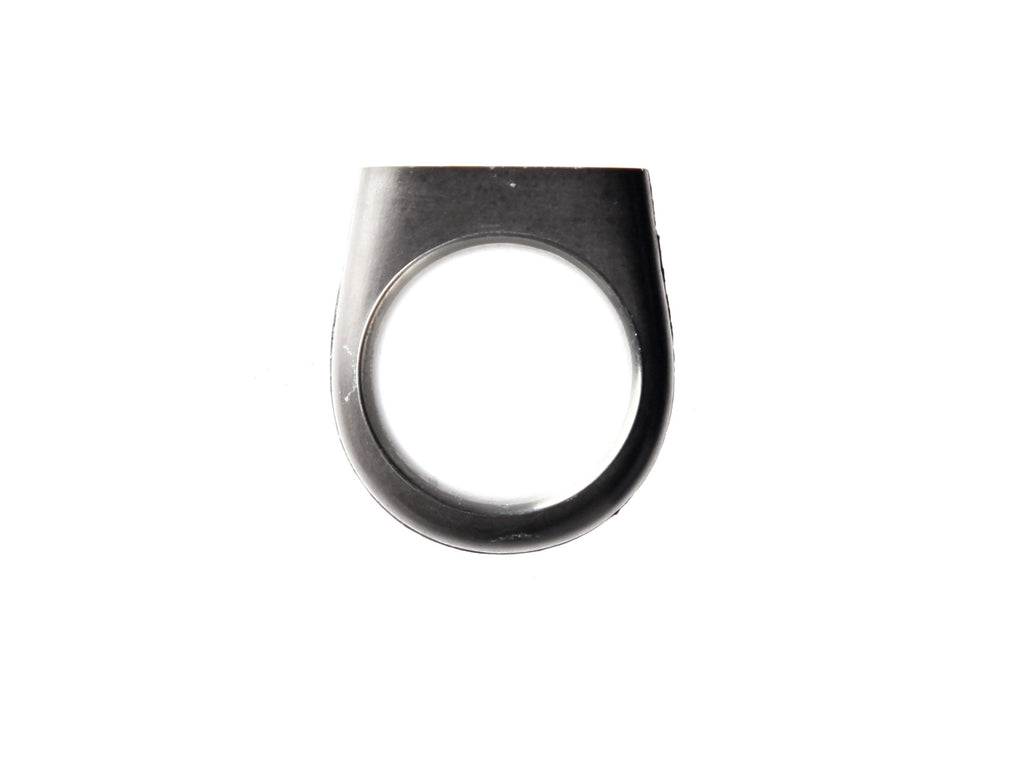 Upright Ring