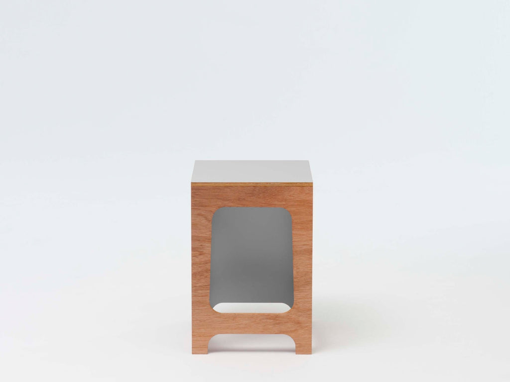 Schola Stool