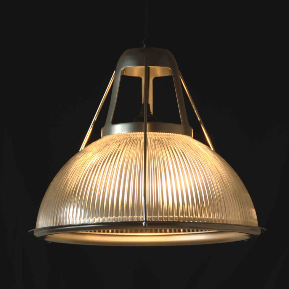 Phane Prismatic Pendant