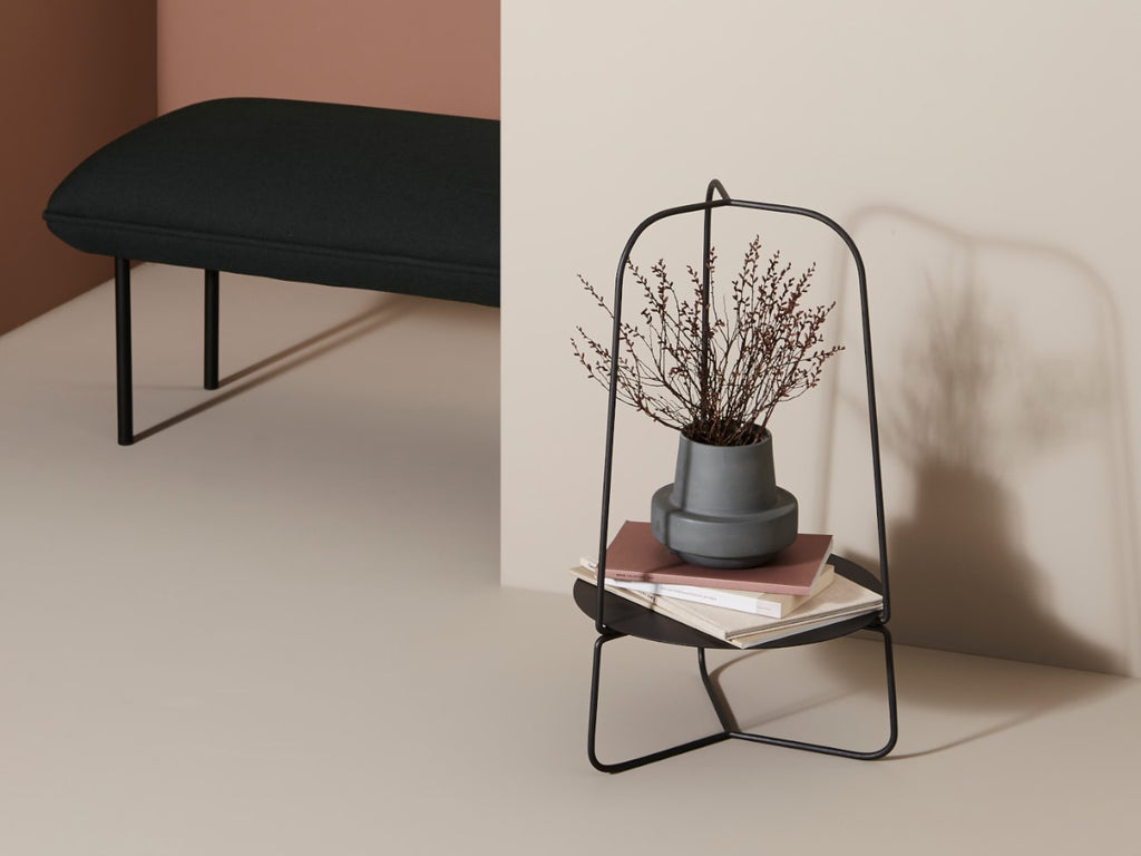 Auka Flower Stand