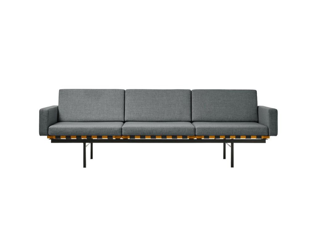 Form Group Sofa 3 Seater