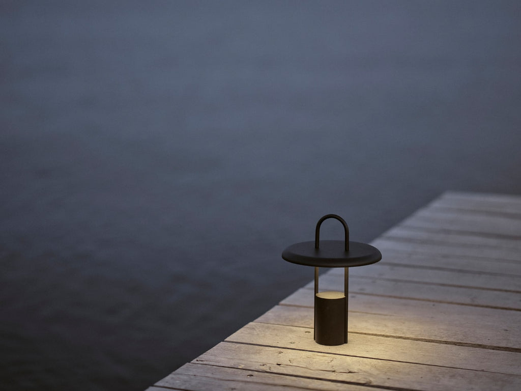 Pier Portable LED Lamp