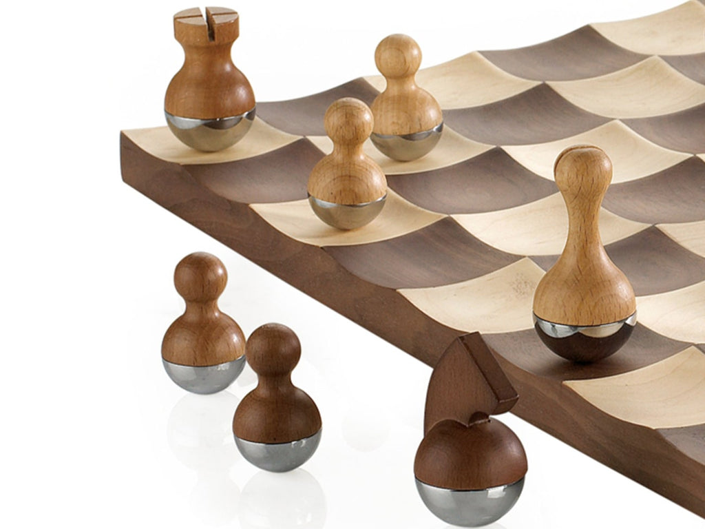 Wobble Chess Set