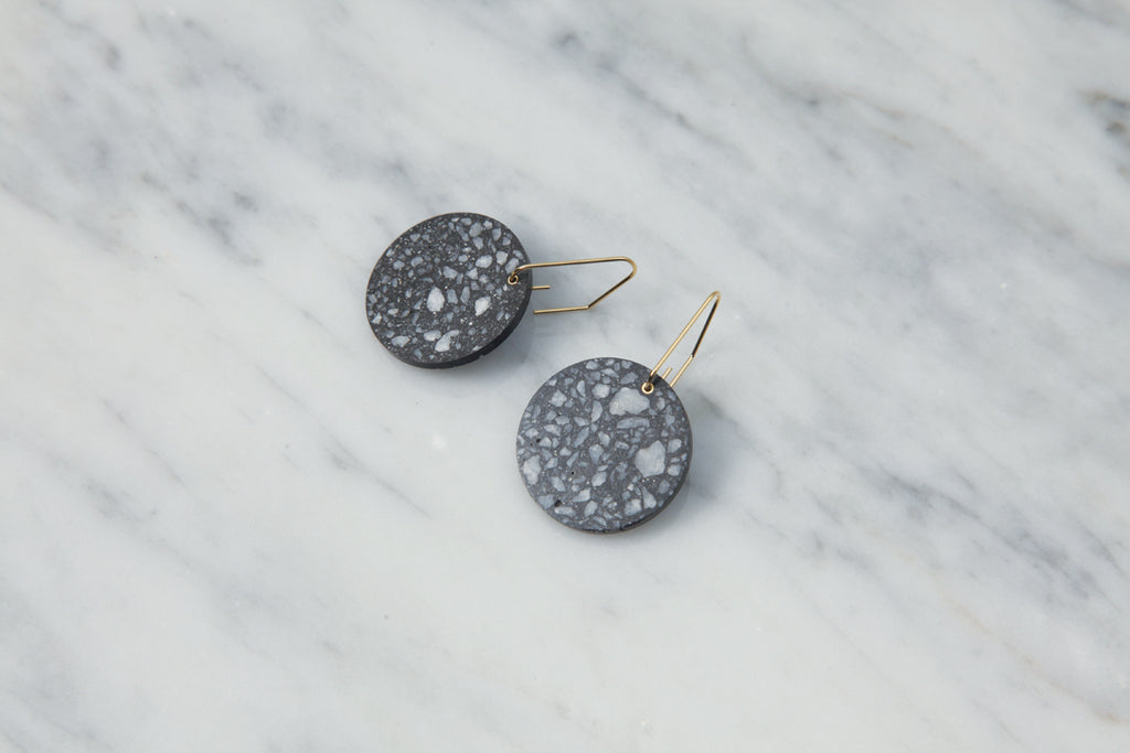 Circle/Pebble Earring