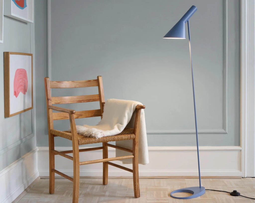 AJ Floor Lamp | AJ フロアランプ by Arne Jacobsen | Louis Poulsen