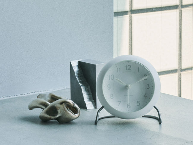 ARNE 家具 | ステーションの通販 テーブルクロック アルネ・ヤコブセン CLOCK アルネ　ヤコブセン　TABLE JACOBSEN インテリア時計