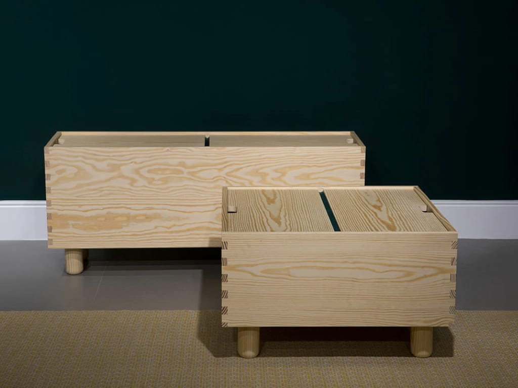 Crate Series Green Hinge