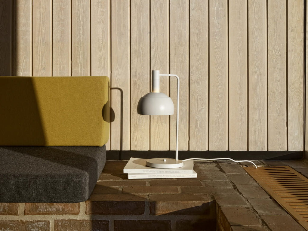 FJ Elements Table Lamp