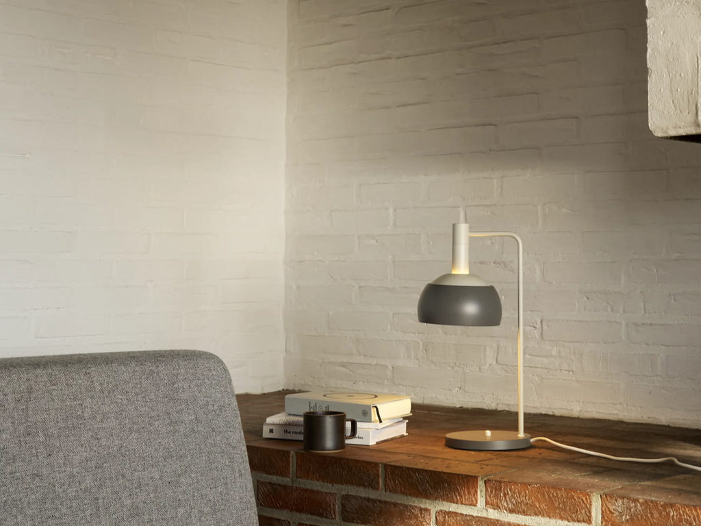 FJ Elements Table Lamp