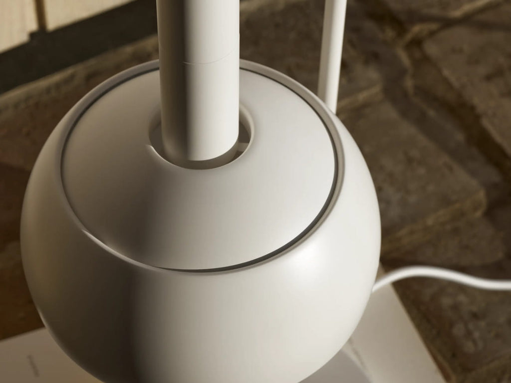 FJ Elements Table Lamp