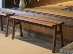 Hi. bench Walnut