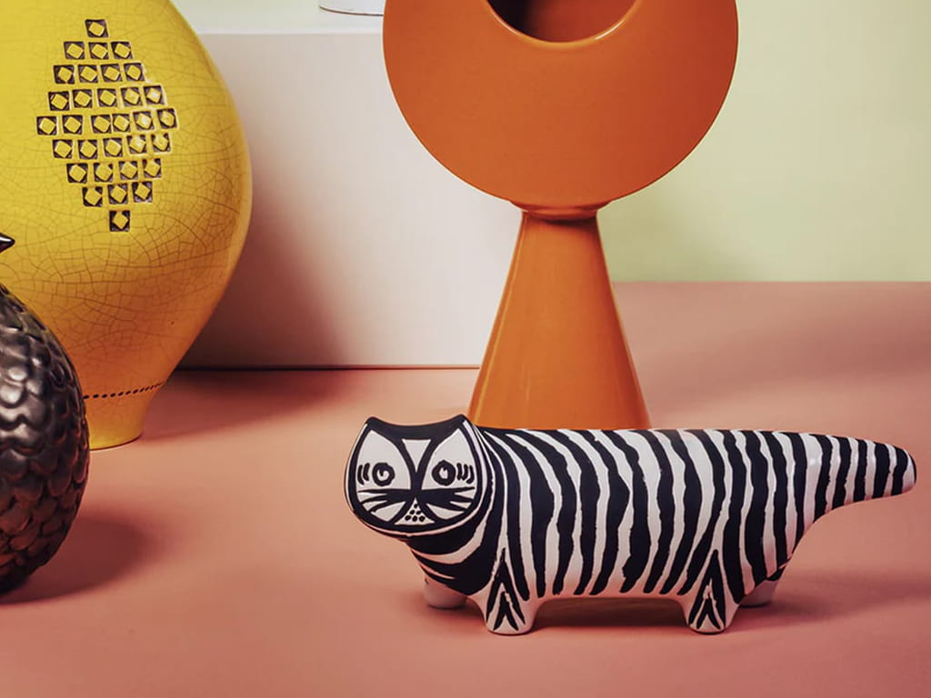 INV-3281 Tiger Cat Figure