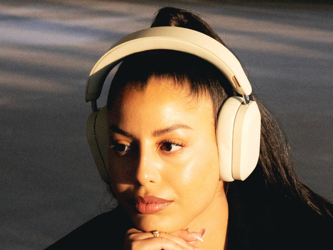 MONDOOver-EarHeadphones_4- MONDOOver-EarHeadphones_4-