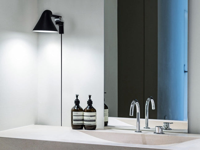 NJP Wall Lamp | NJP テーブルランプ by Nendo | Louis Poulsen NJP Wall Lamp | NJP テーブルランプ by Nendo | Louis Poulsen