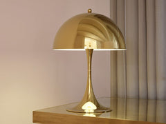 Panthella 320 Table