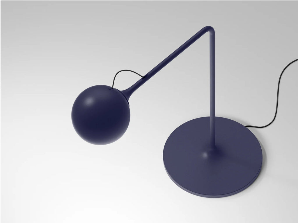 Ixa Table Lamp