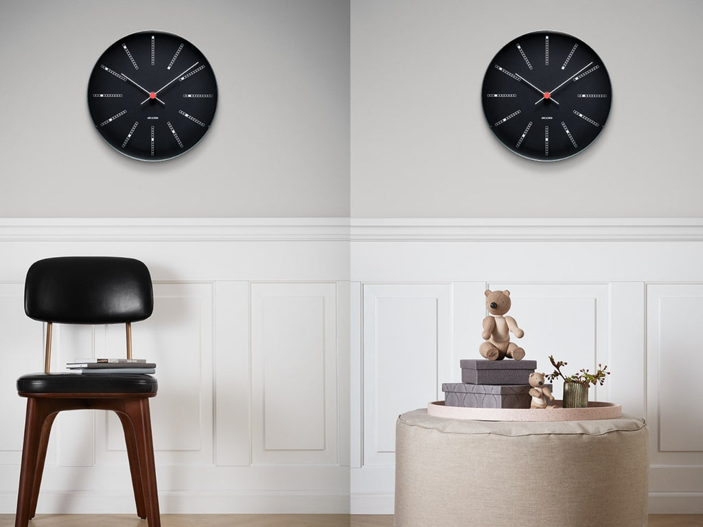 Arne Jacobsen Bankers Wall Clock Black