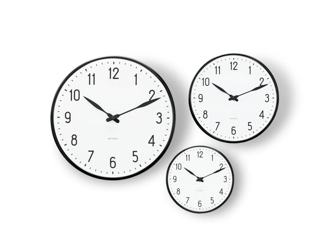 アルネ・ヤコブセン　ARNEJACOBSEN WALLCLOCK Arne_Jacobsen_station_1-