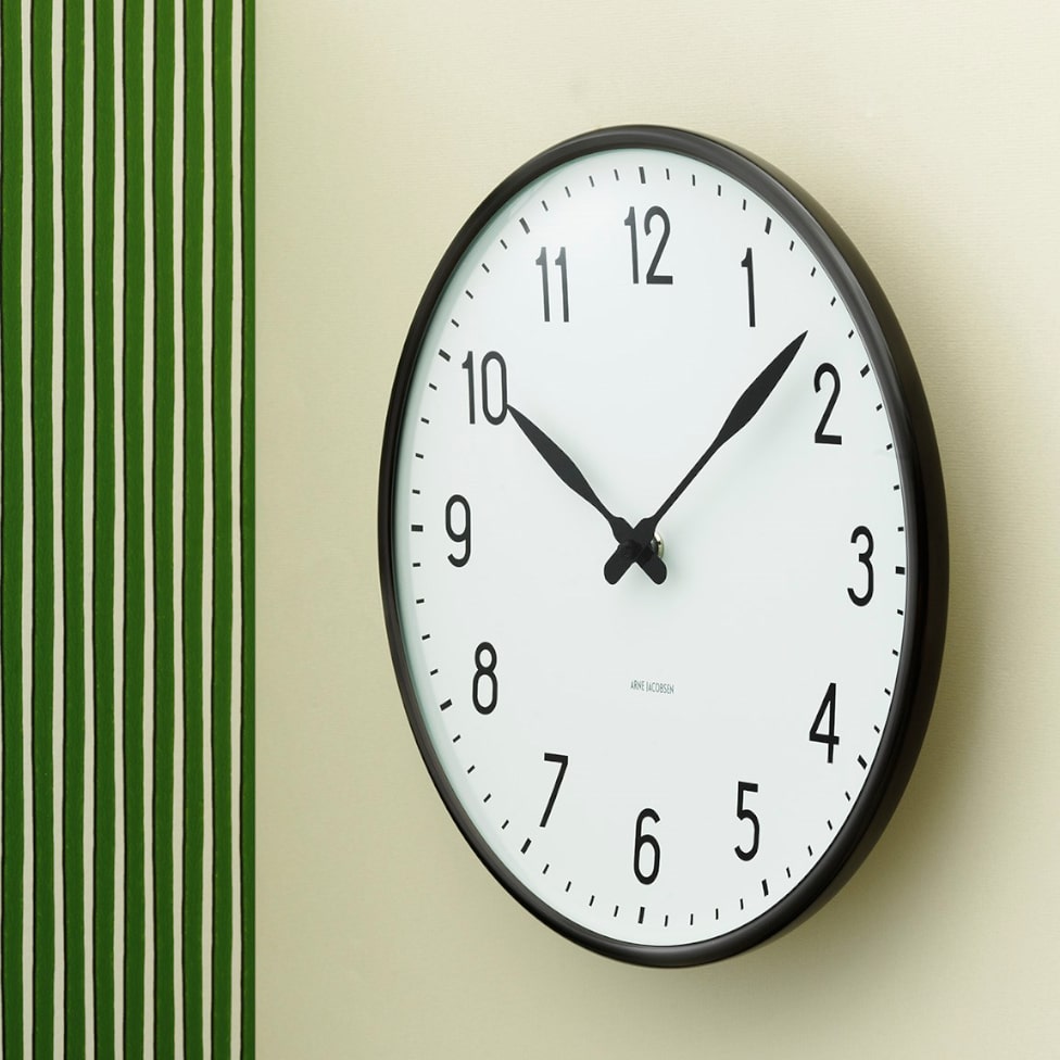 Arne Jacobsen Station Wall Clock