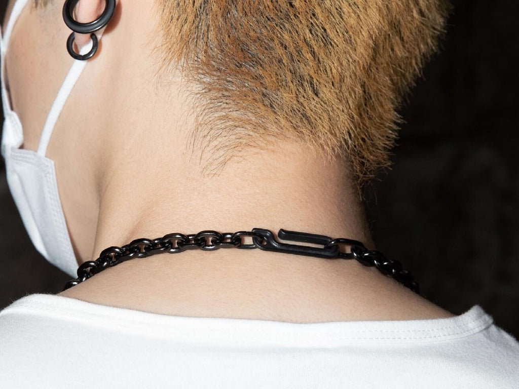 Framework Chain Necklace