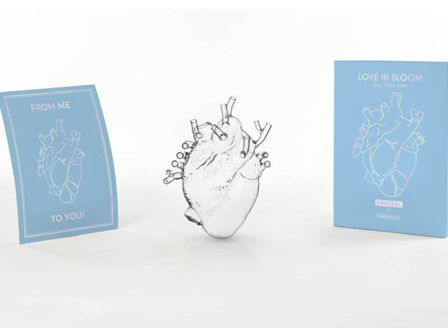LoveinBloomGlassHeartVase_3-