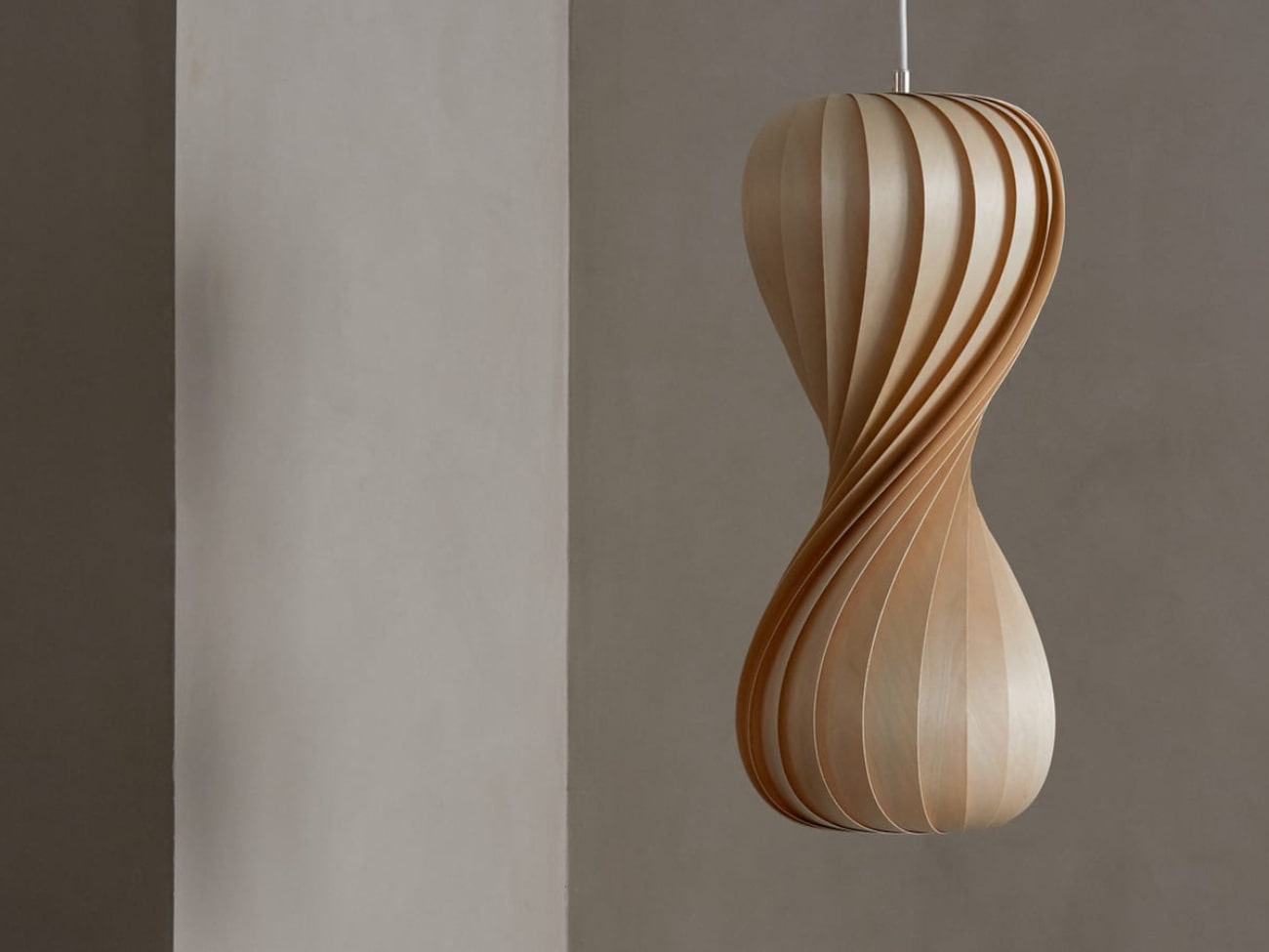 Tr7_1-min.jpg?v=1618555489