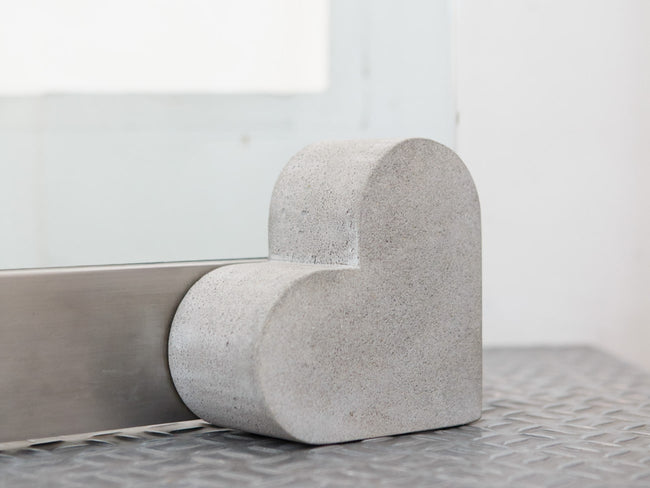 Concrete Heart | コンクリートハート by Hideyuki Nakayama