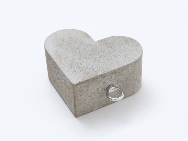 ハートハートハート Concrete Heart | コンクリートハート by Hideyuki Nakayama