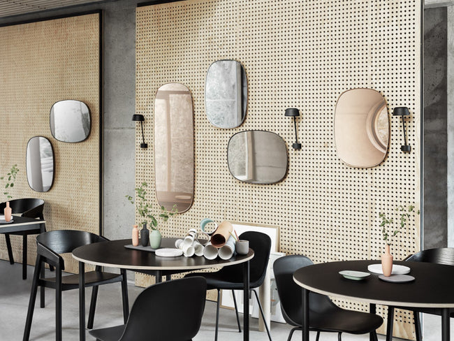 Muuto - Framed Mirror - Mirror - Large - Rose/Rose