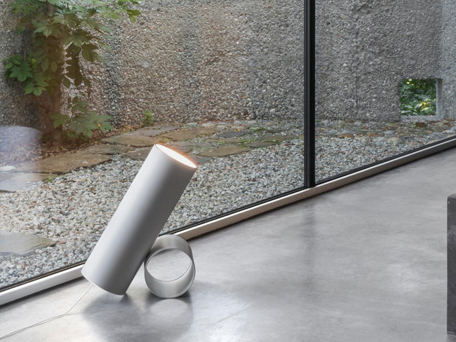 Sawaru | サワル フロアランプ by Nendo | Flos | Generate Design